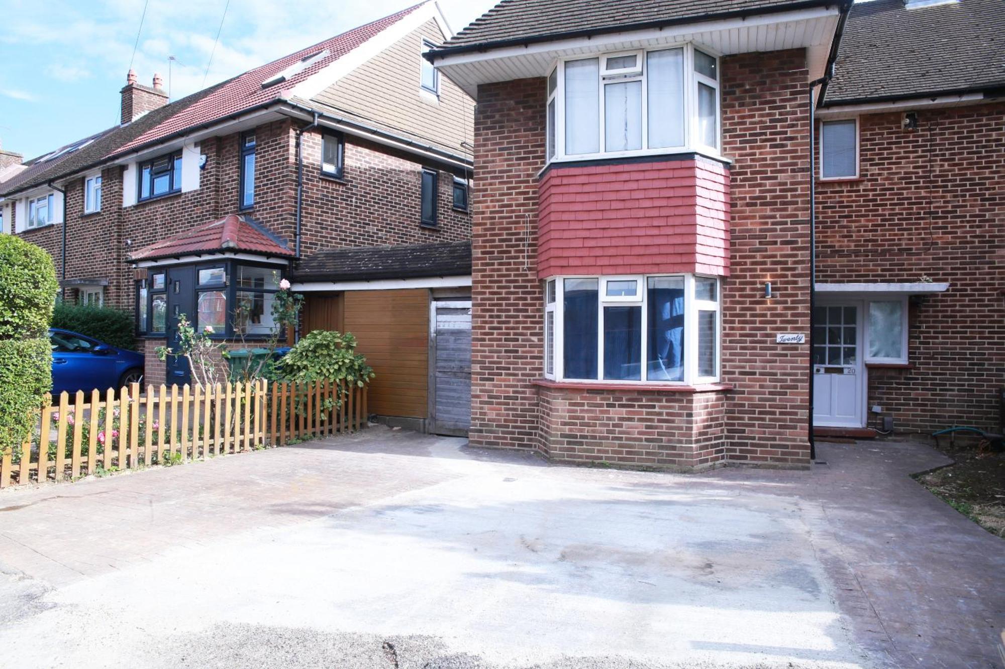Harrow Luxury Flat With Free Parking. Appartement Londen Buitenkant foto